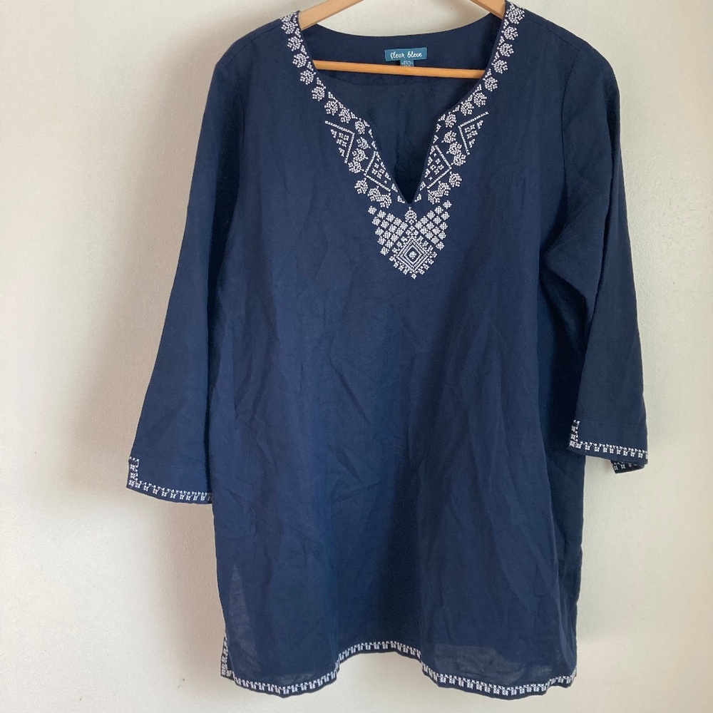 Fleur bleue women’s Linen blend top